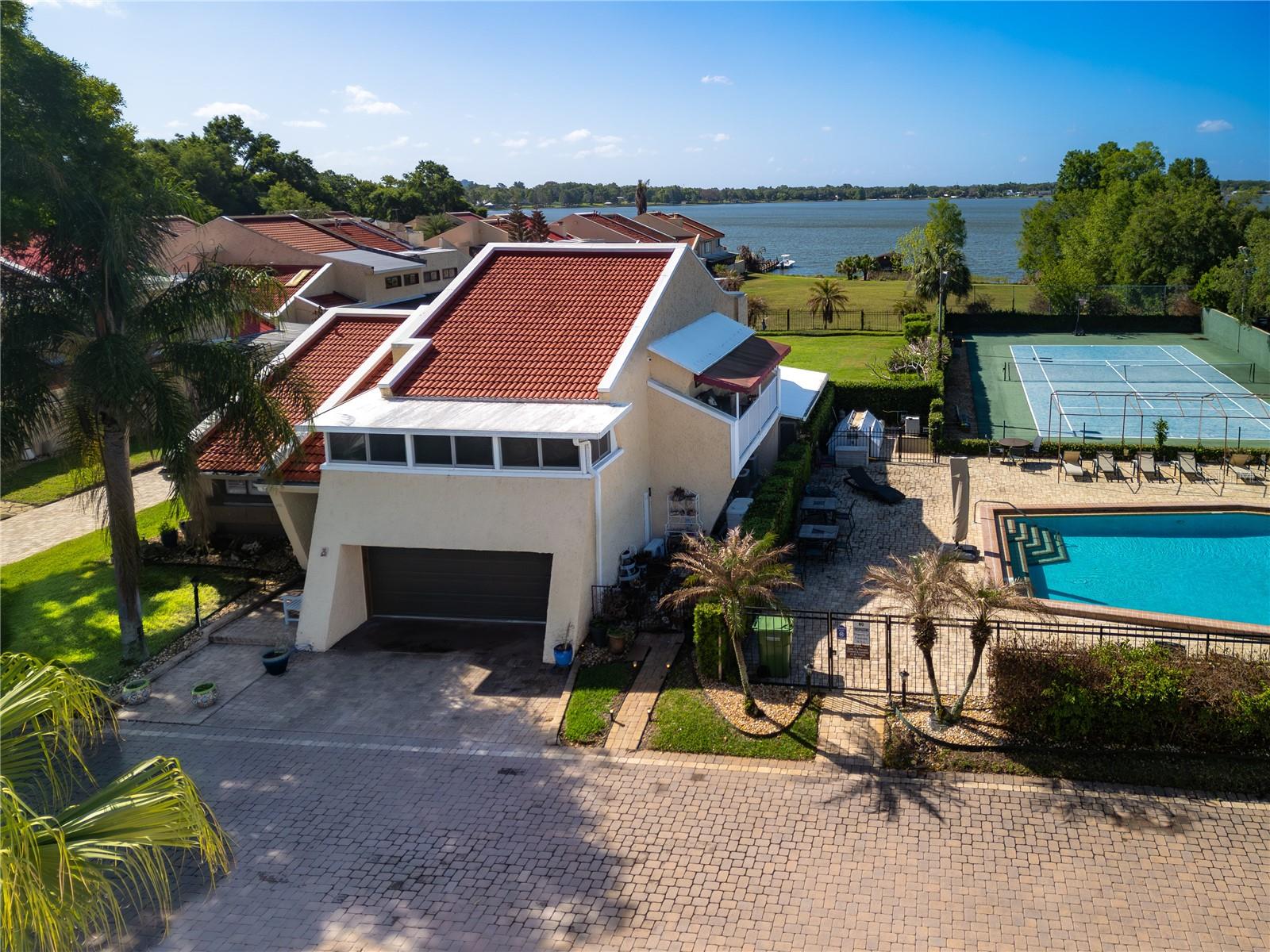 Photo of 4 CASARENA COURT, WINTER HAVEN, FL 33881