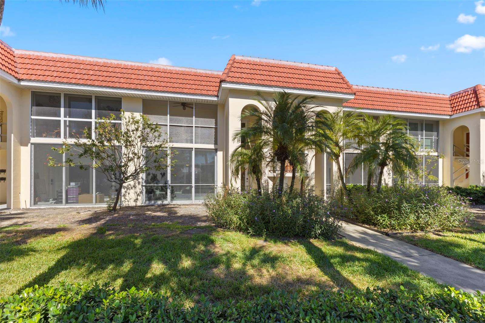 Photo of 137 AVENIDA MESSINA, SARASOTA, FL 34242