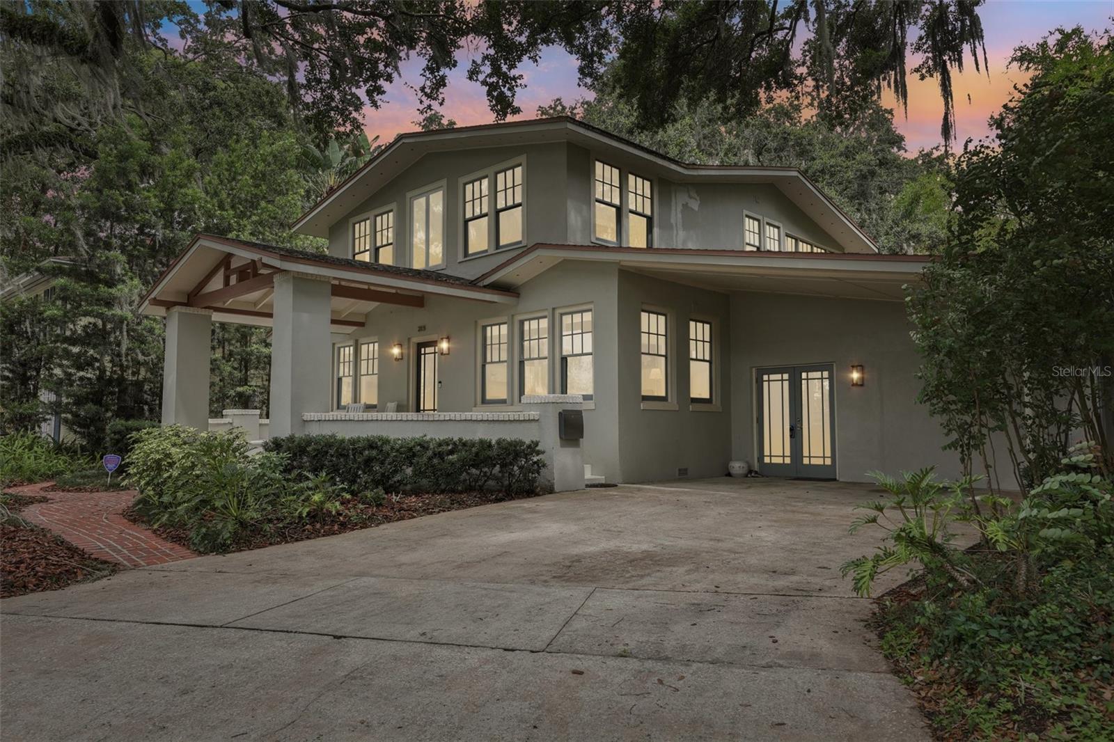 Photo of 213 PHILLIPS PLACE, ORLANDO, FL 32806
