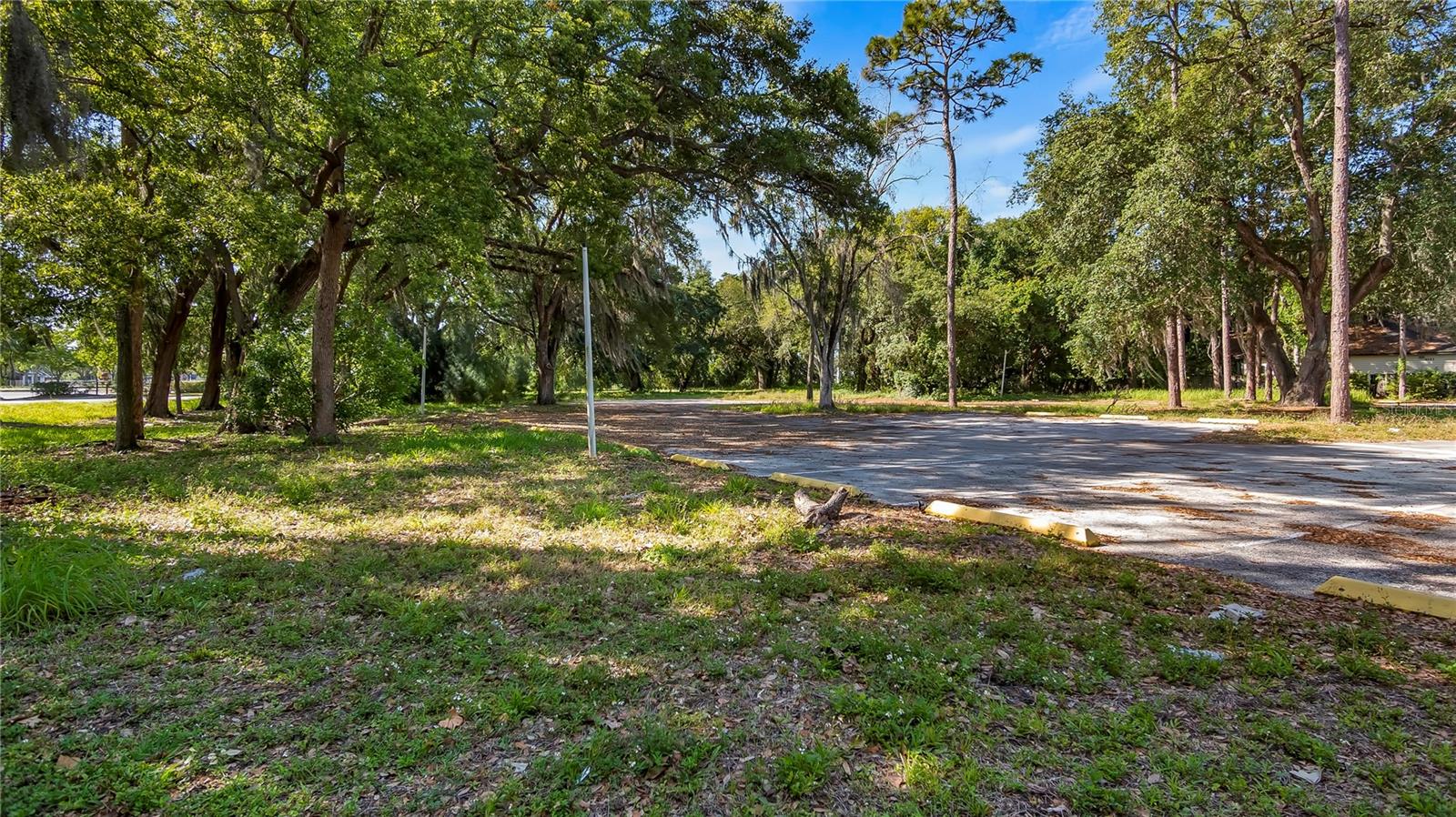 Photo of 1500 N HOAGLAND BOULEVARD, KISSIMMEE, FL 34741