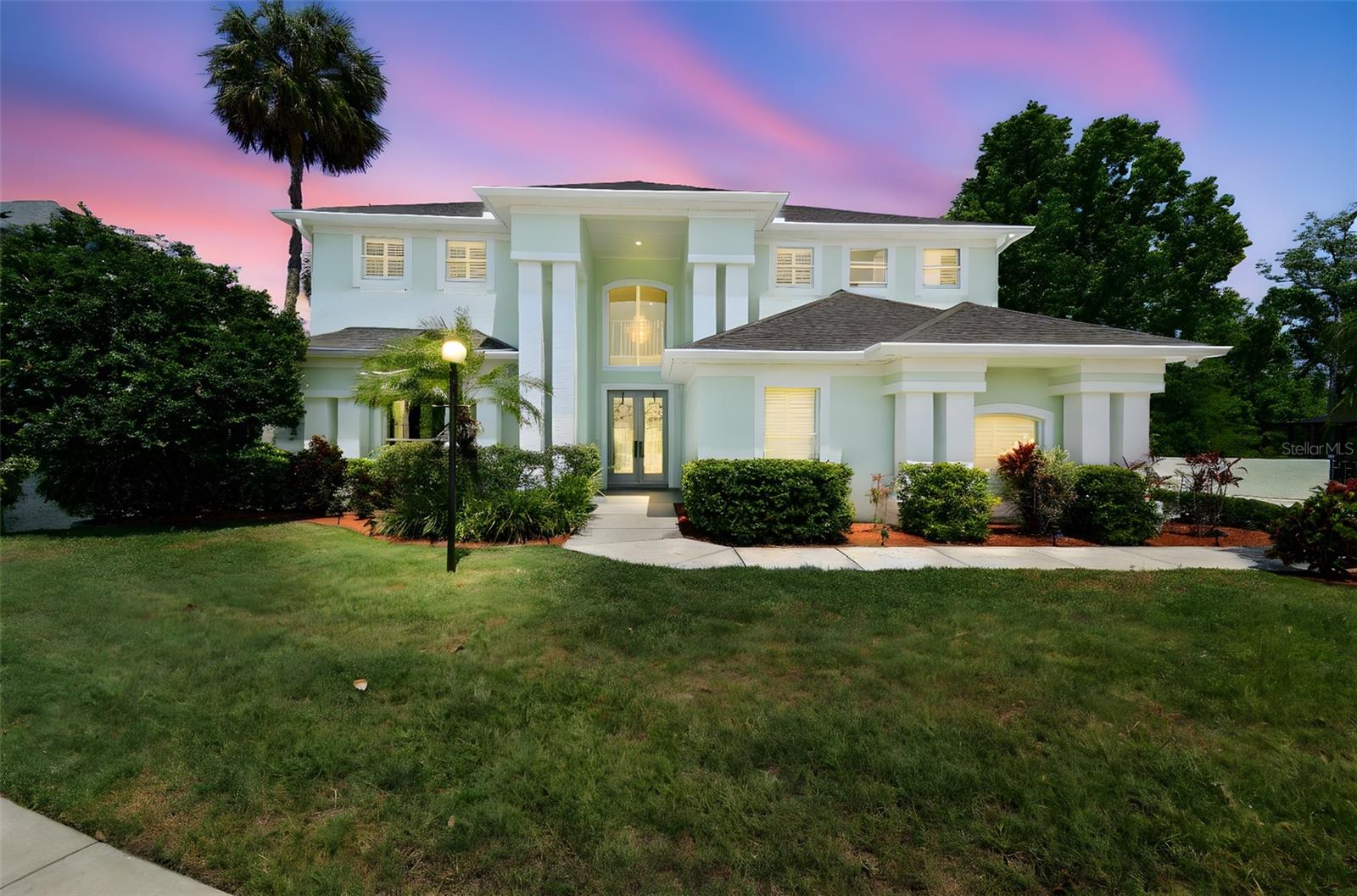 Photo of 13310 WATERFORD RUN DRIVE, RIVERVIEW, FL 33569