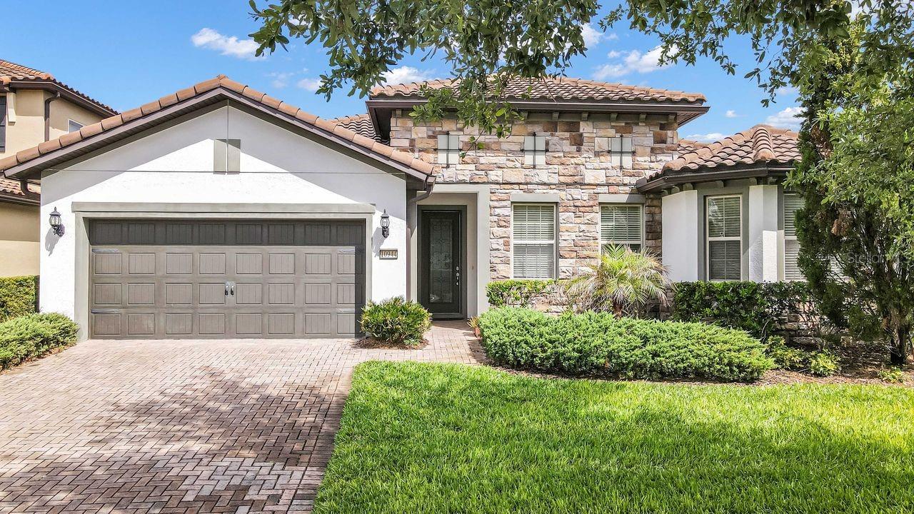 Photo of 10944 CITRON OAKS DRIVE, ORLANDO, FL 32836
