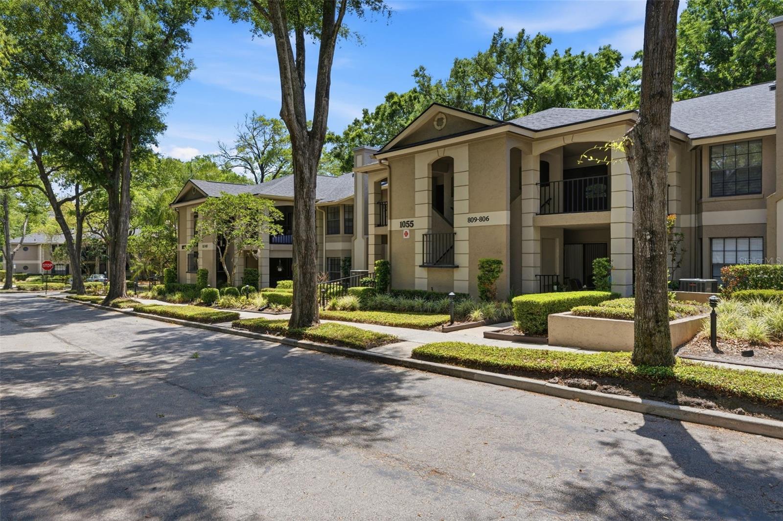 Photo of 1055 KENSINGTON PARK DRIVE, ALTAMONTE SPRINGS, FL 32714
