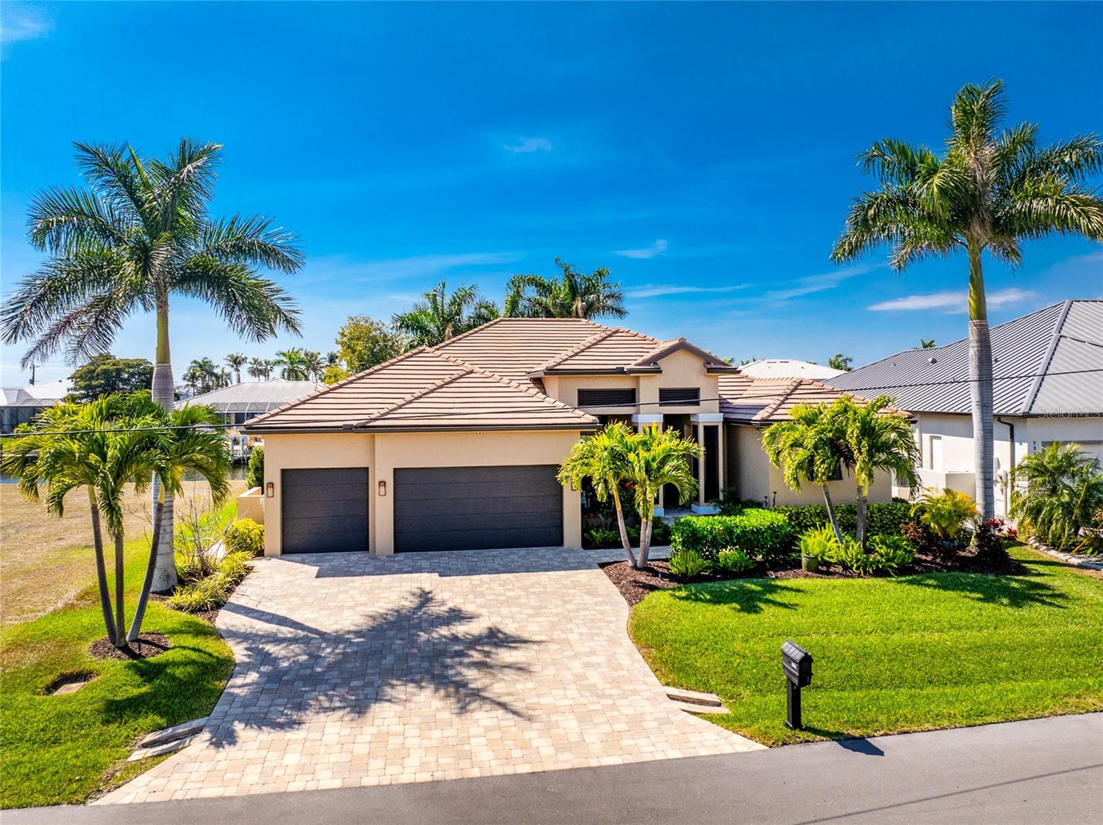 Photo of 1219 SPANISH CAY LANE, PUNTA GORDA, FL 33950