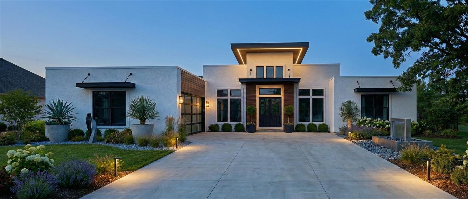 Photo of 142 TRANQUIL MIRROR LAKE COURT, CLERMONT, FL 34711