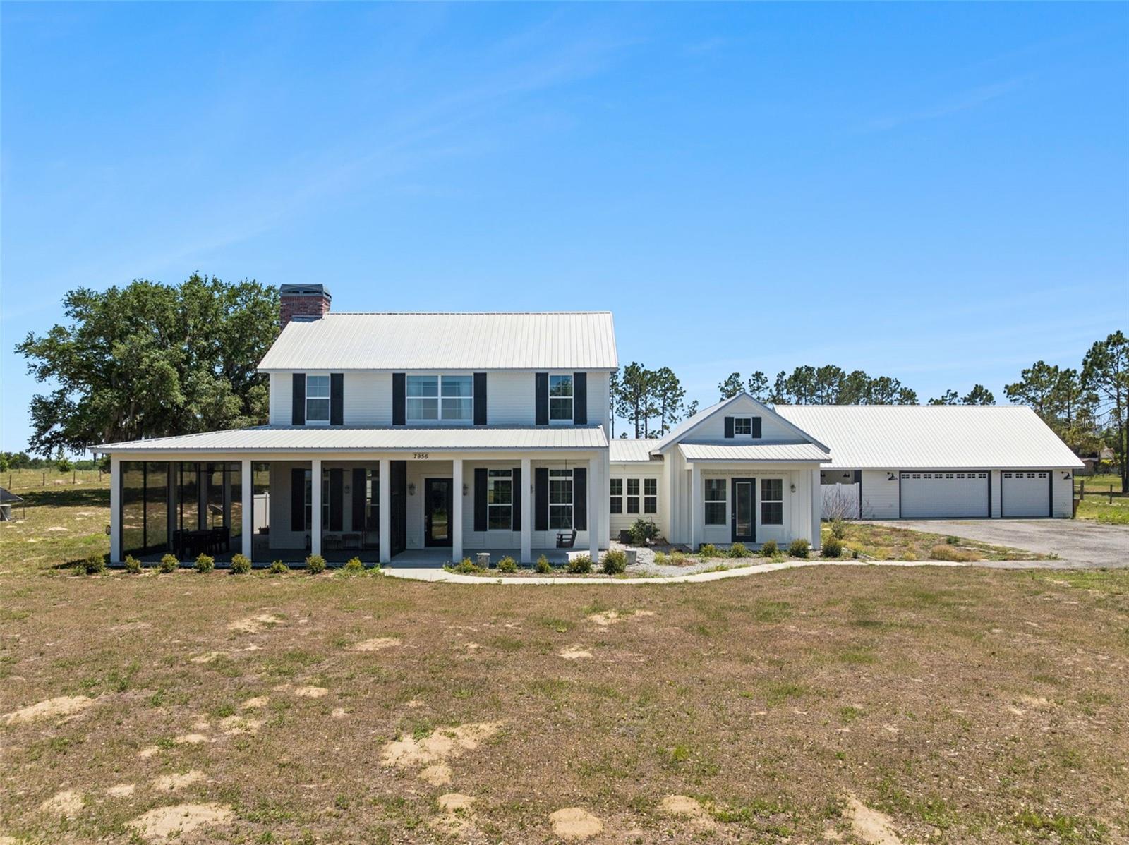 Photo of 7956 LAKE NELLIE ROAD, CLERMONT, FL 34714