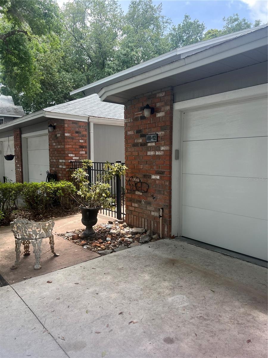 Photo of 618 MAPLE OAK CIRCLE, ALTAMONTE SPRINGS, FL 32701