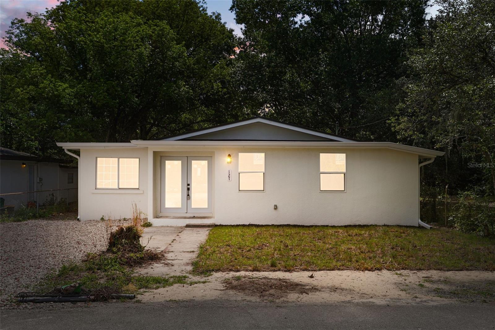 Photo of 127 LEON STREET, ALTAMONTE SPRINGS, FL 32701