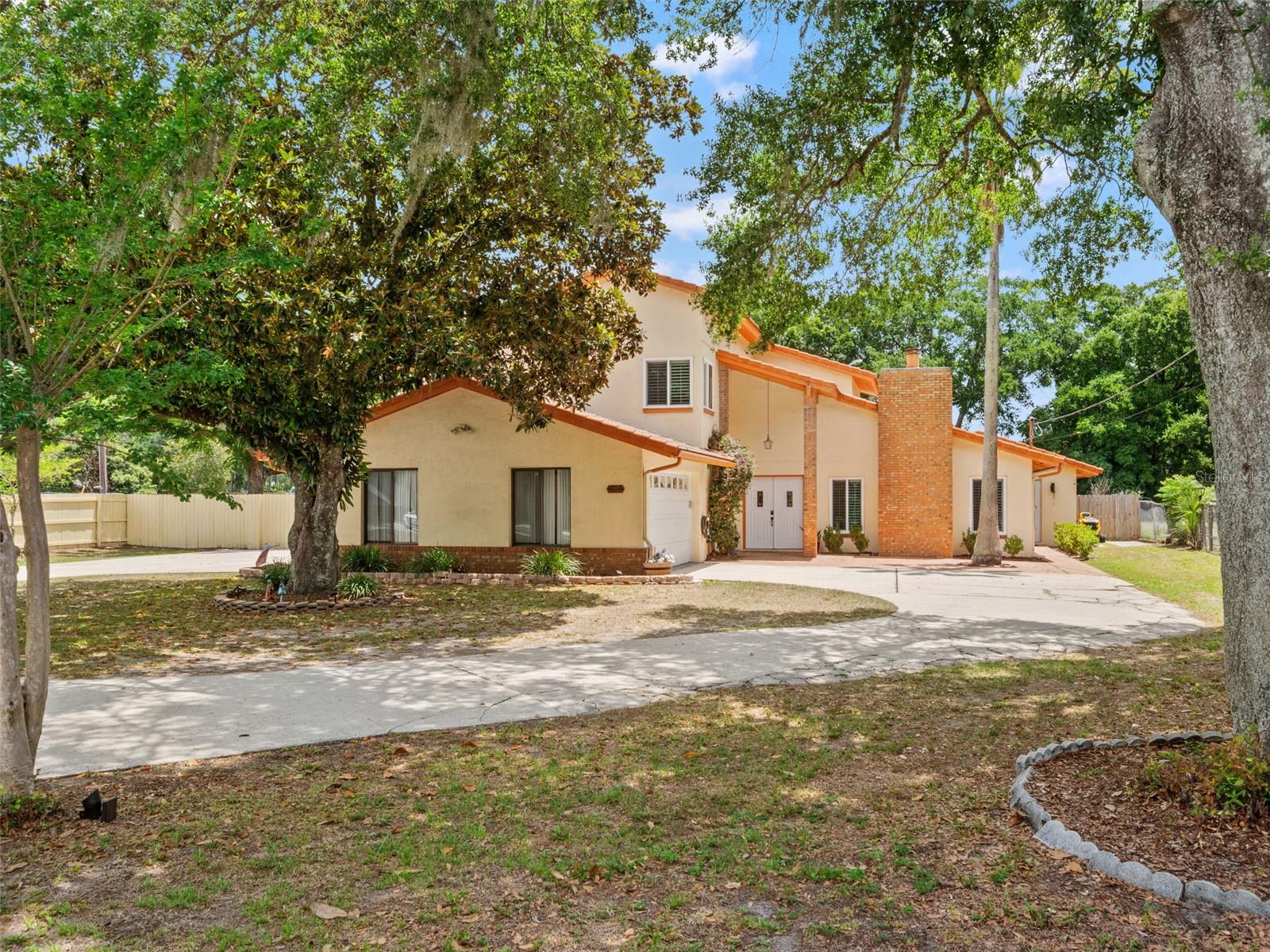 Photo of 1161 W LAKE BRANTLEY ROAD, ALTAMONTE SPRINGS, FL 32714