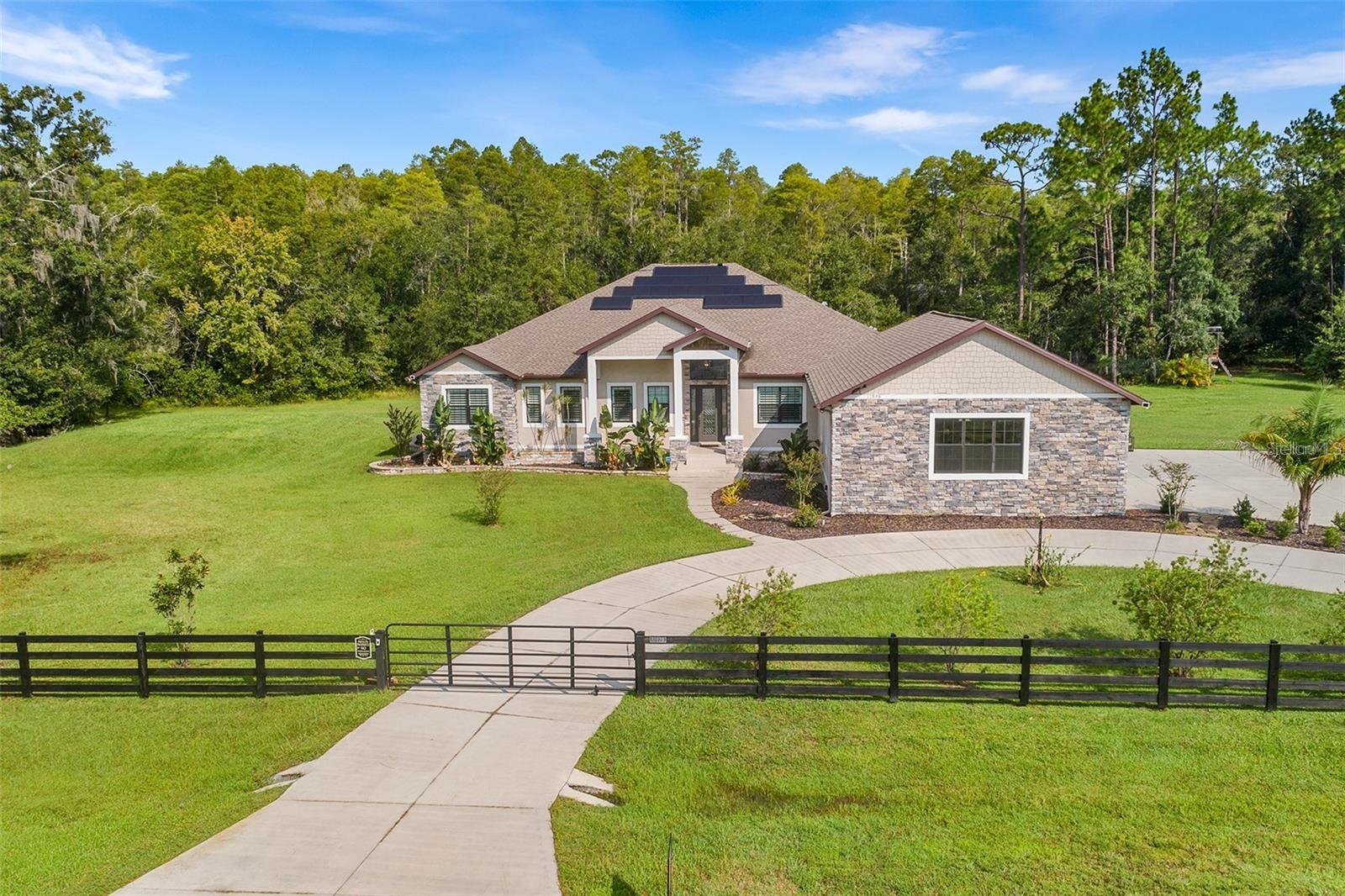 Photo of 11979 PASCO TRAILS BOULEVARD, SPRING HILL, FL 34610
