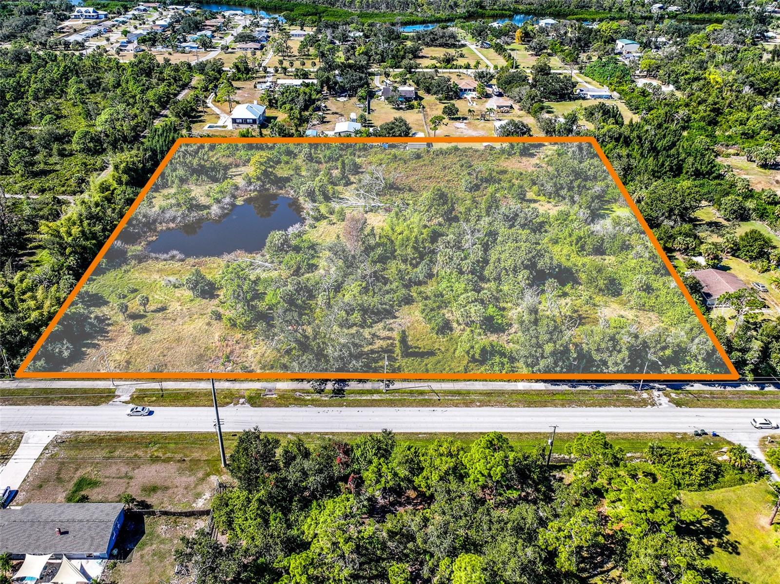 Photo of 370 N PINE STREET, ENGLEWOOD, FL 34223