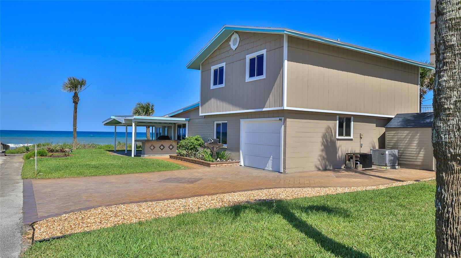Photo of 8 OCEAN DUNES DRIVE, ORMOND BEACH, FL 32176