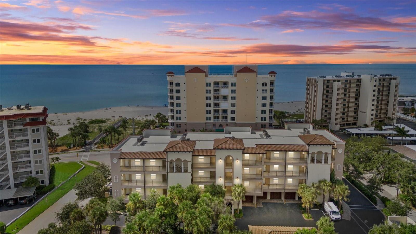 Photo of 830 THE ESPLANADE N, VENICE, FL 34285