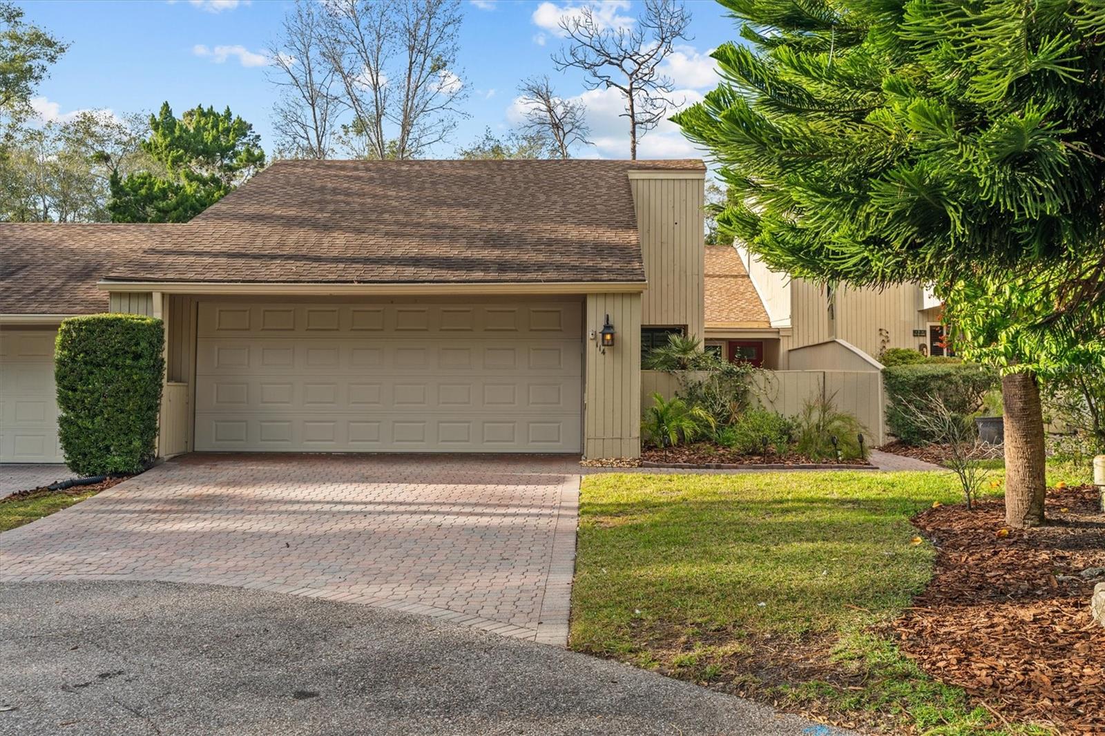 Photo of 114 JUNIPER LANE, LONGWOOD, FL 32779