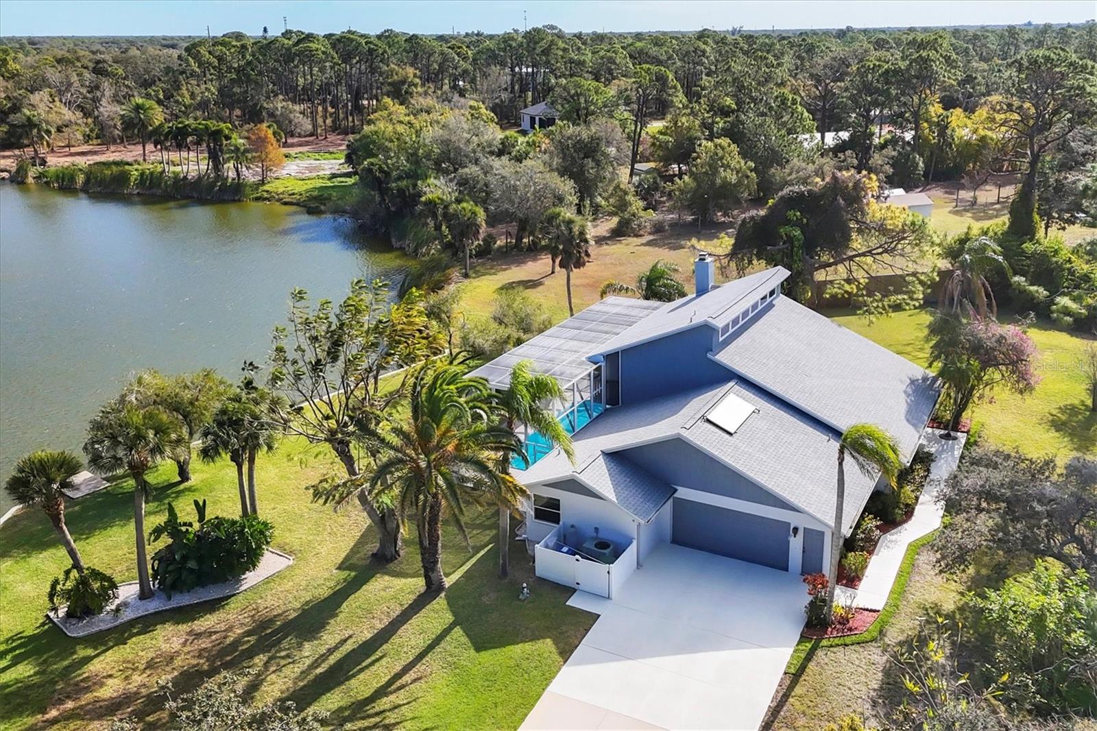 Photo of 5885 DENISON DRIVE, VENICE, FL 34293