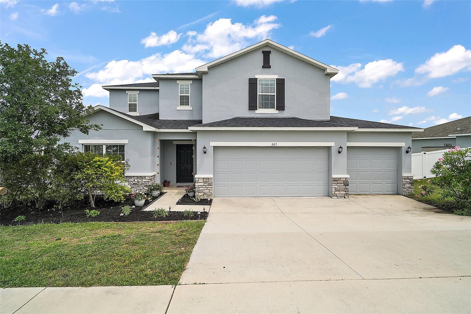 Photo of 605 BLACK EAGLE DRIVE, GROVELAND, FL 34736