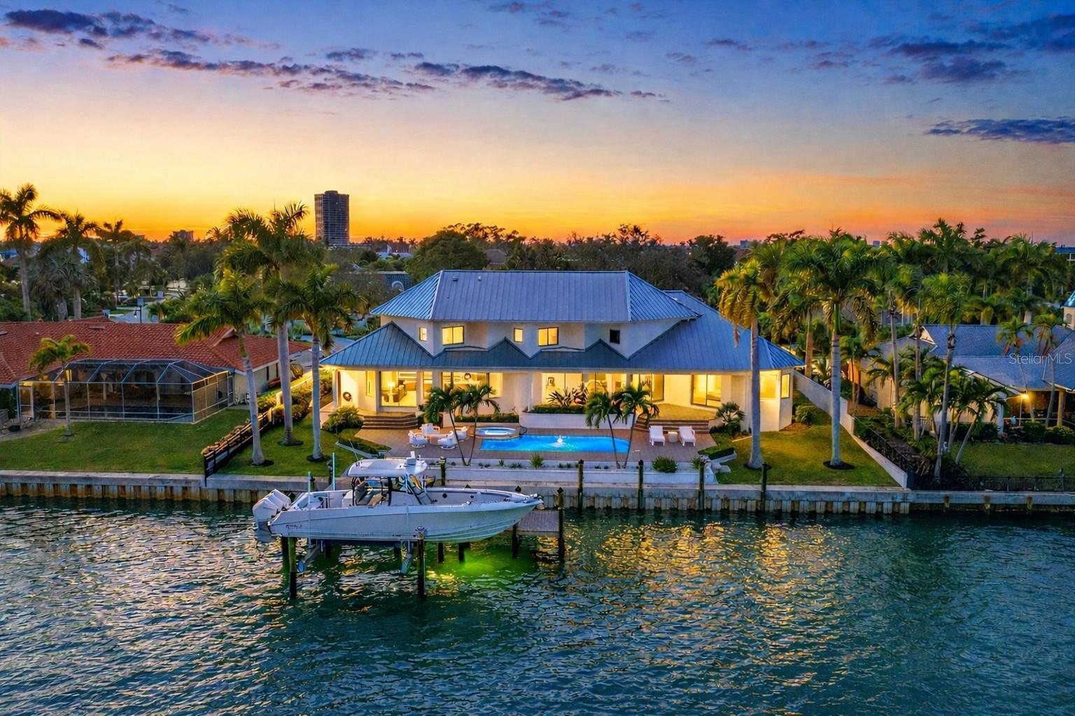 Photo of 259 ROBIN DRIVE, SARASOTA, FL 34236