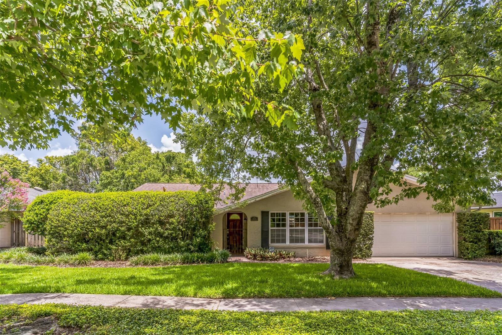 Photo of 403 BROADVIEW AVENUE, ALTAMONTE SPRINGS, FL 32701