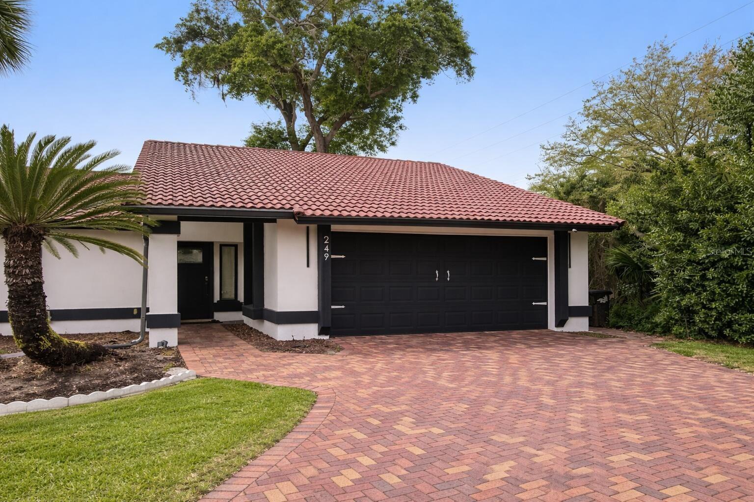 Photo of 249 WATERFORD COURT, ALTAMONTE SPRINGS, FL 32714