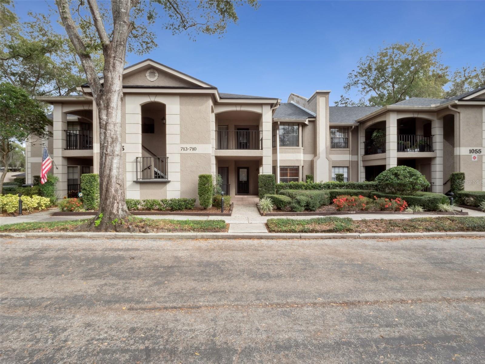Photo of 1055 KENSINGTON PARK DRIVE, ALTAMONTE SPRINGS, FL 32714