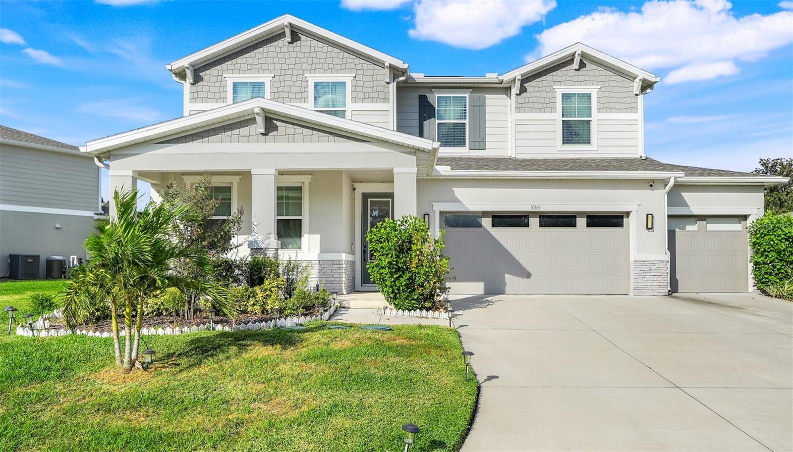 Photo of 10169 SPRING LAKE DRIVE, CLERMONT, FL 34711
