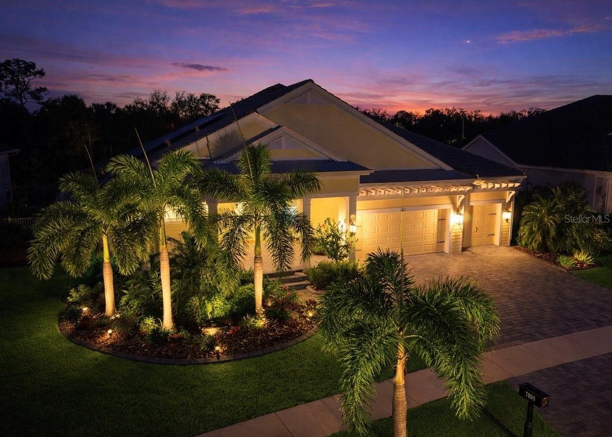 Photo of 708 MANNS HARBOR DRIVE, APOLLO BEACH, FL 33572