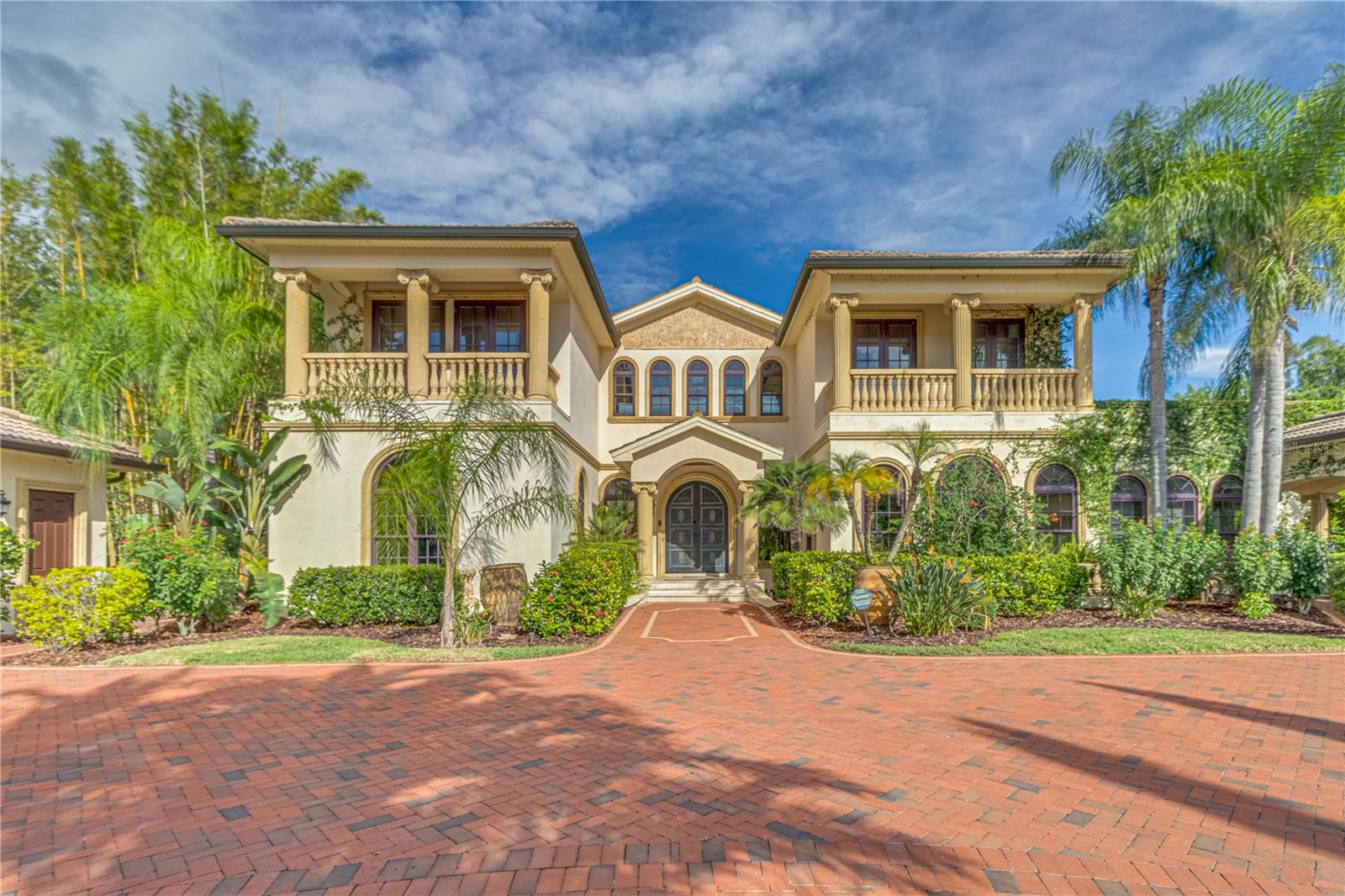 Photo of 117 BELLAMERE PALMS COURT, LUTZ, FL 33549
