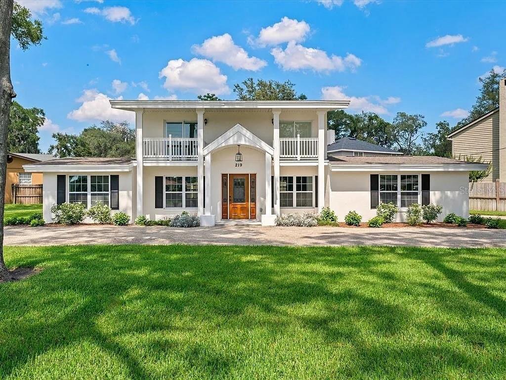Photo of 219 NOB HILL CIRCLE, LONGWOOD, FL 32779