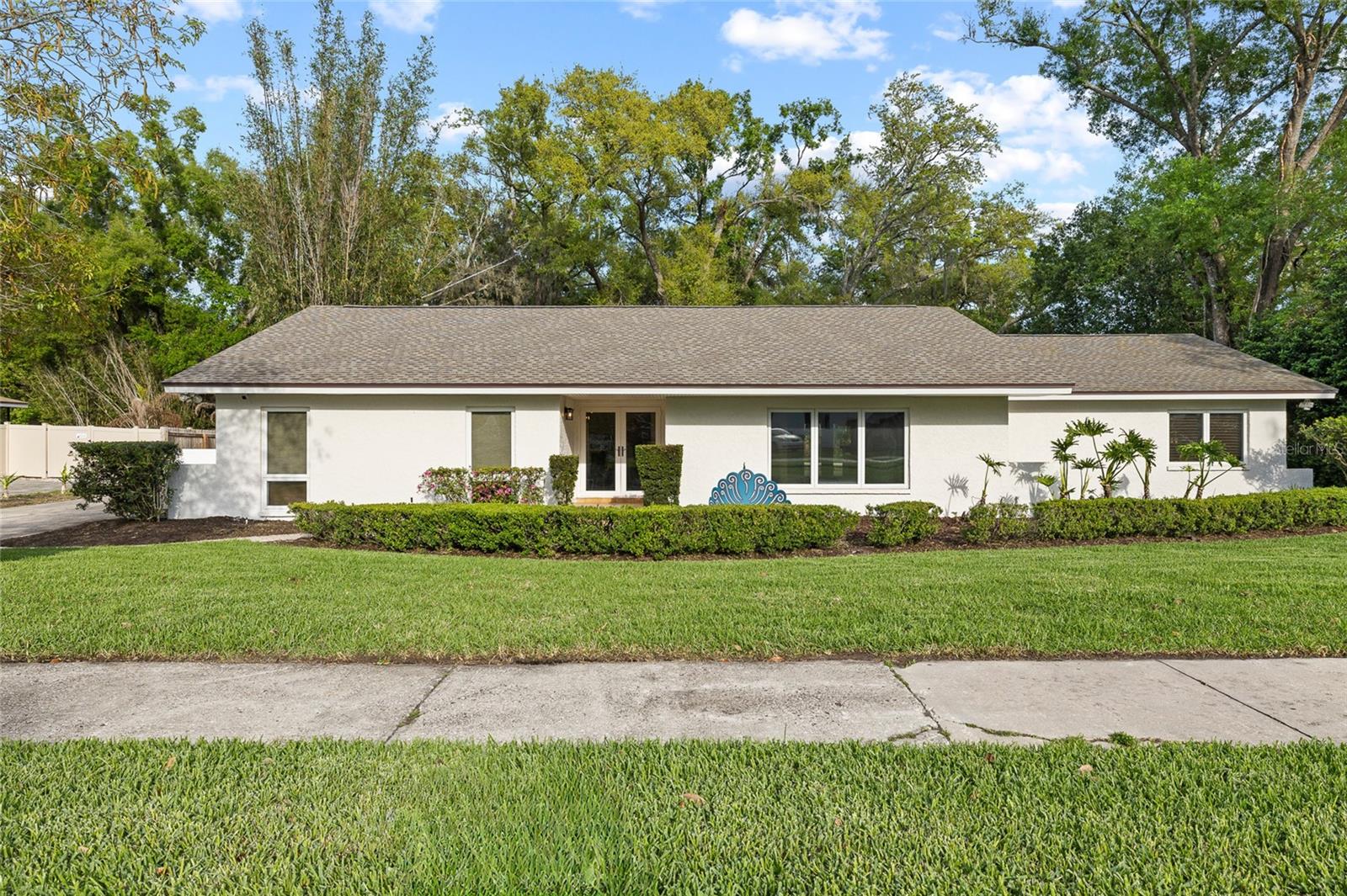 Photo of 631 GILLETTE AVENUE, TEMPLE TERRACE, FL 33617