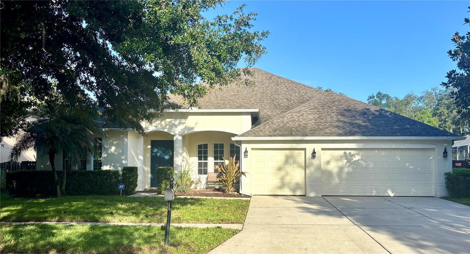 Photo of 307 CARRIAGE OAK PL, SEFFNER, FL 33584
