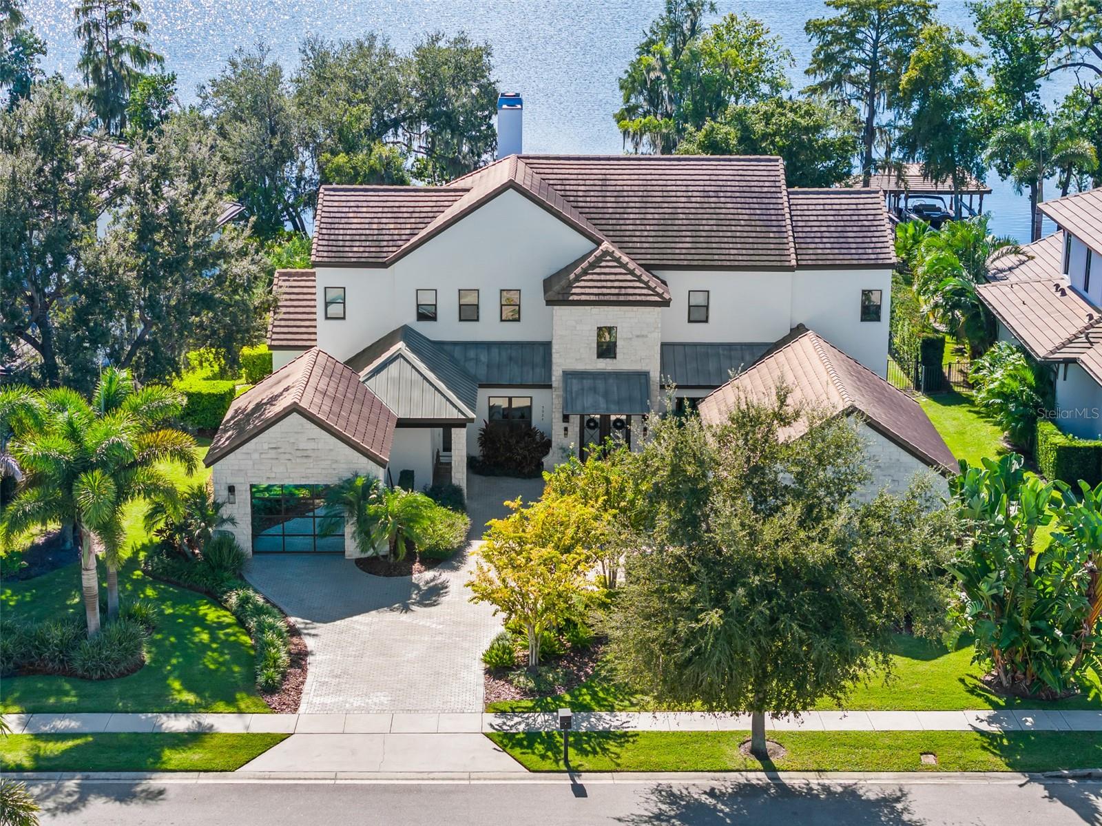 Photo of 5024 SAWYER COVE WAY, WINDERMERE, FL 34786