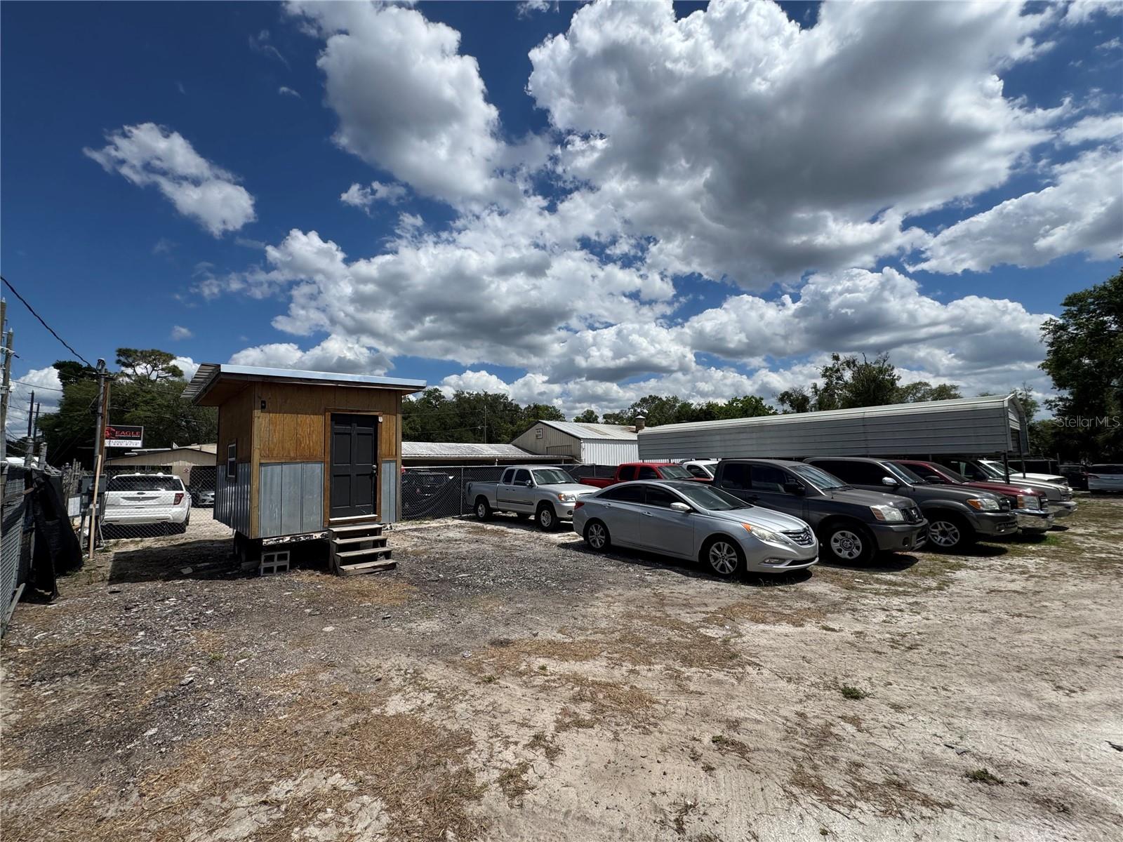 Photo of 1050 NURSERY ROAD, WINTER SPRINGS, FL 32708