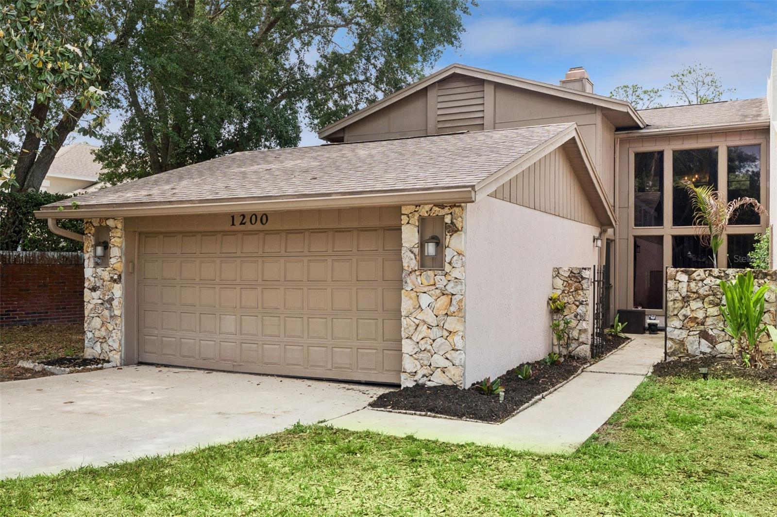 Photo of 1200 ROYAL OAK DRIVE, WINTER SPRINGS, FL 32708