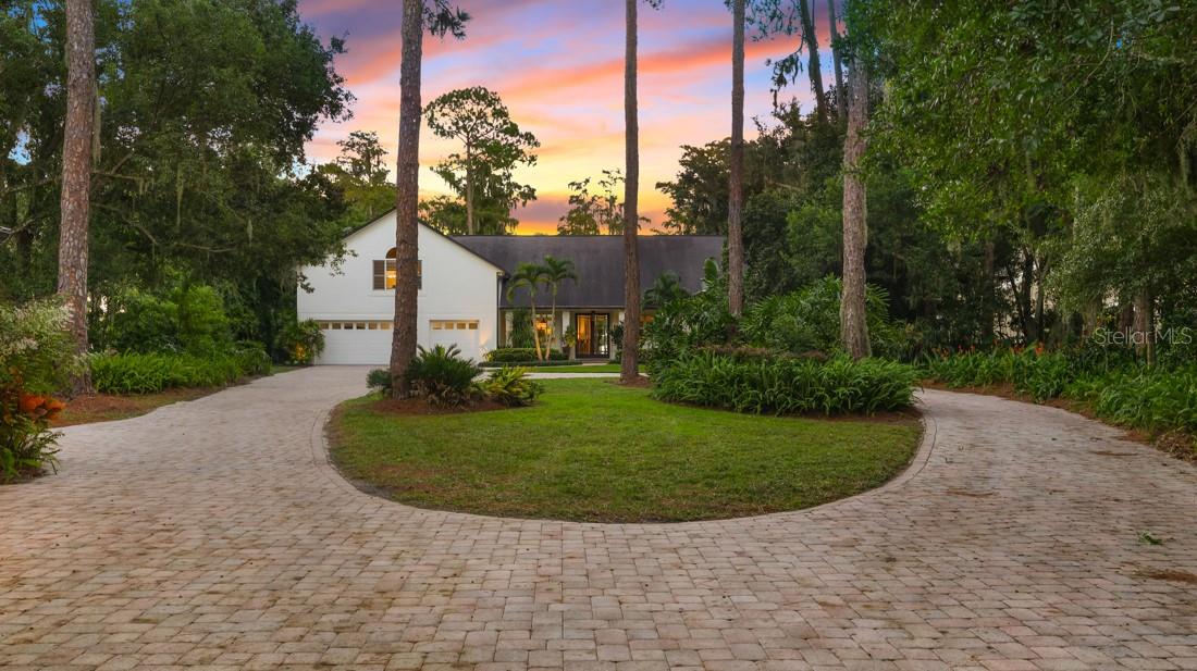 Photo of 4733 CHULUOTA ROAD, ORLANDO, FL 32820