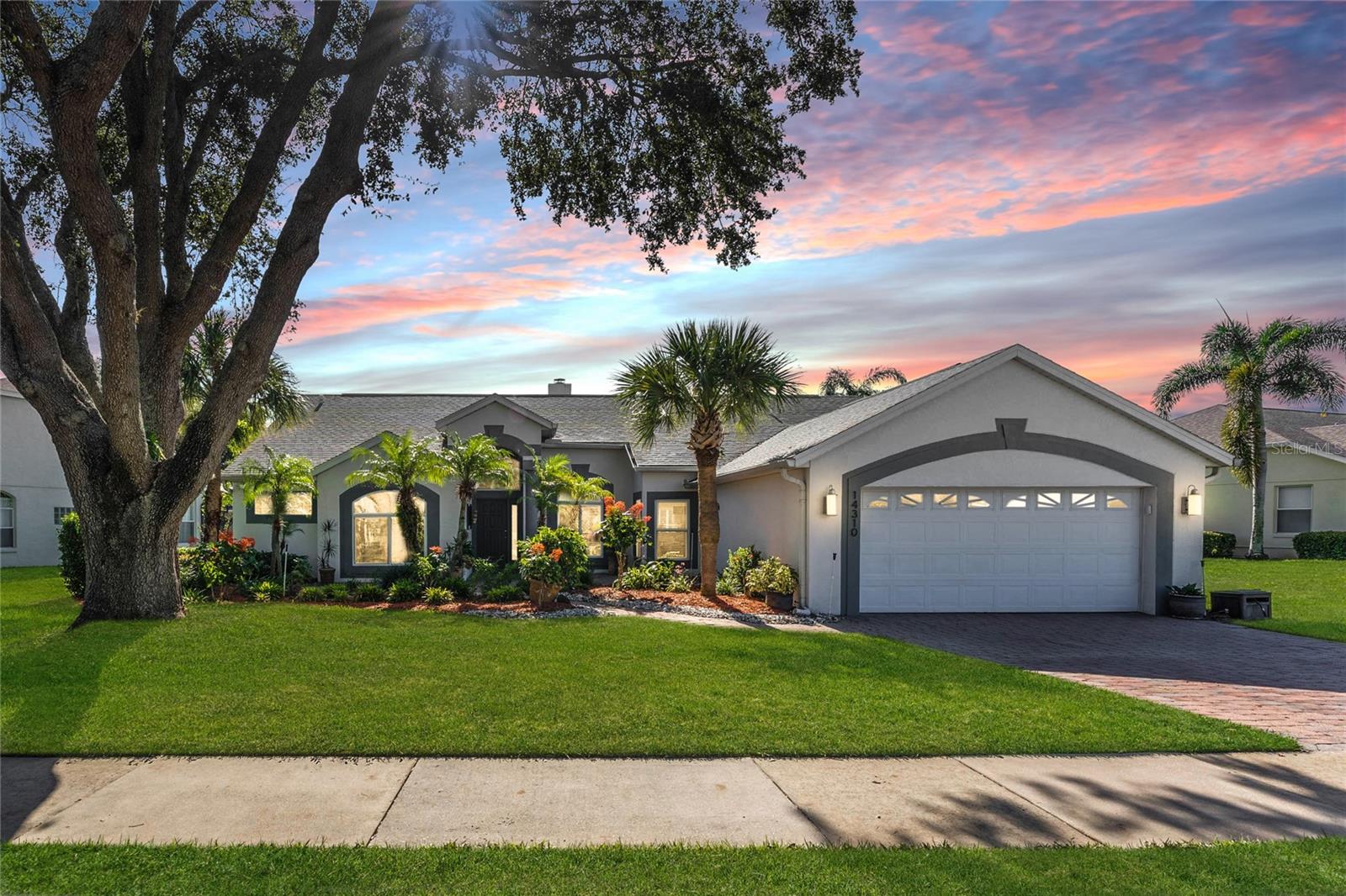 Photo of 14310 LORD BARCLAY DRIVE, ORLANDO, FL 32837