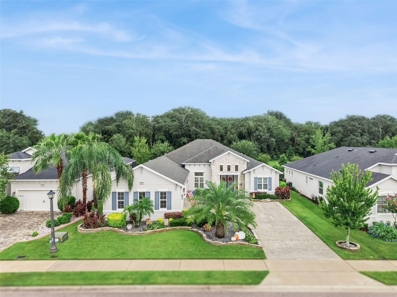 Photo of 8400 BRIDGEPORT BAY CIRCLE, MOUNT DORA, FL 32757