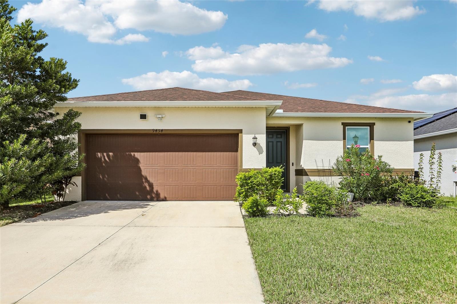 Photo of 9454 SANDERS PARK PLACE, SEFFNER, FL 33584