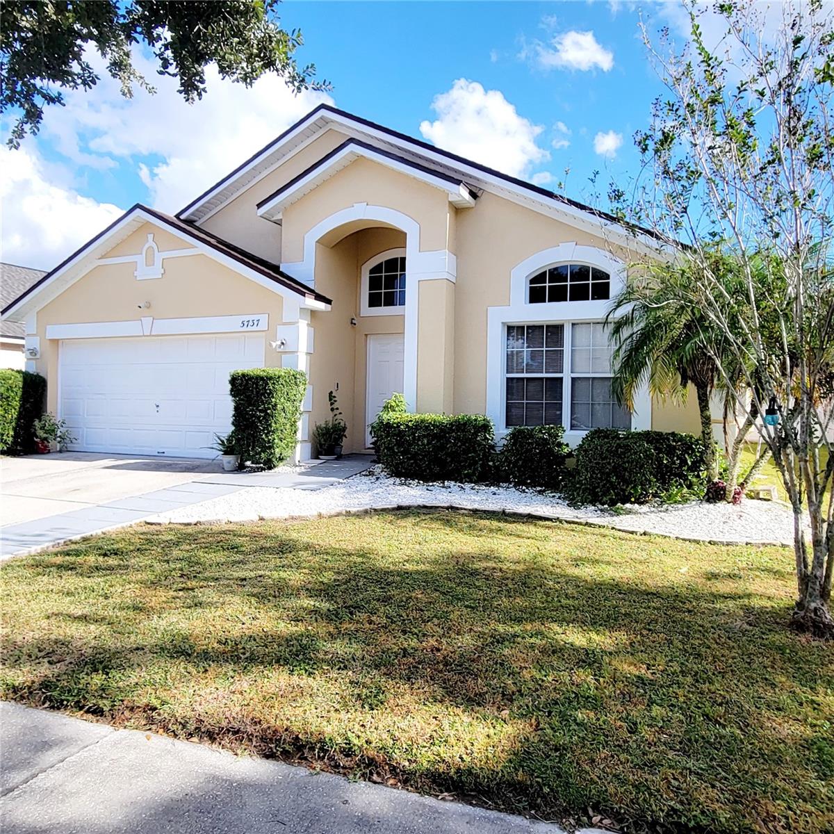 Photo of 5737 LAKE CHAMPLAIN DRIVE, ORLANDO, FL 32829