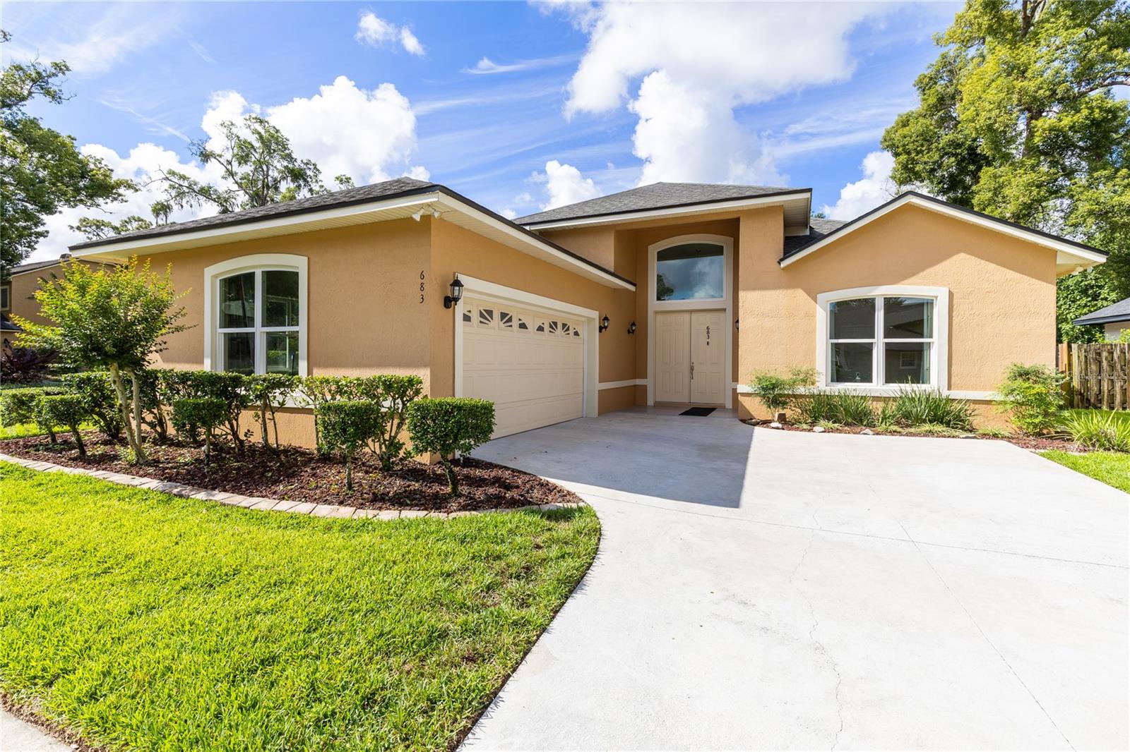 Photo of 683 OAK HOLLOW WAY, ALTAMONTE SPRINGS, FL 32714