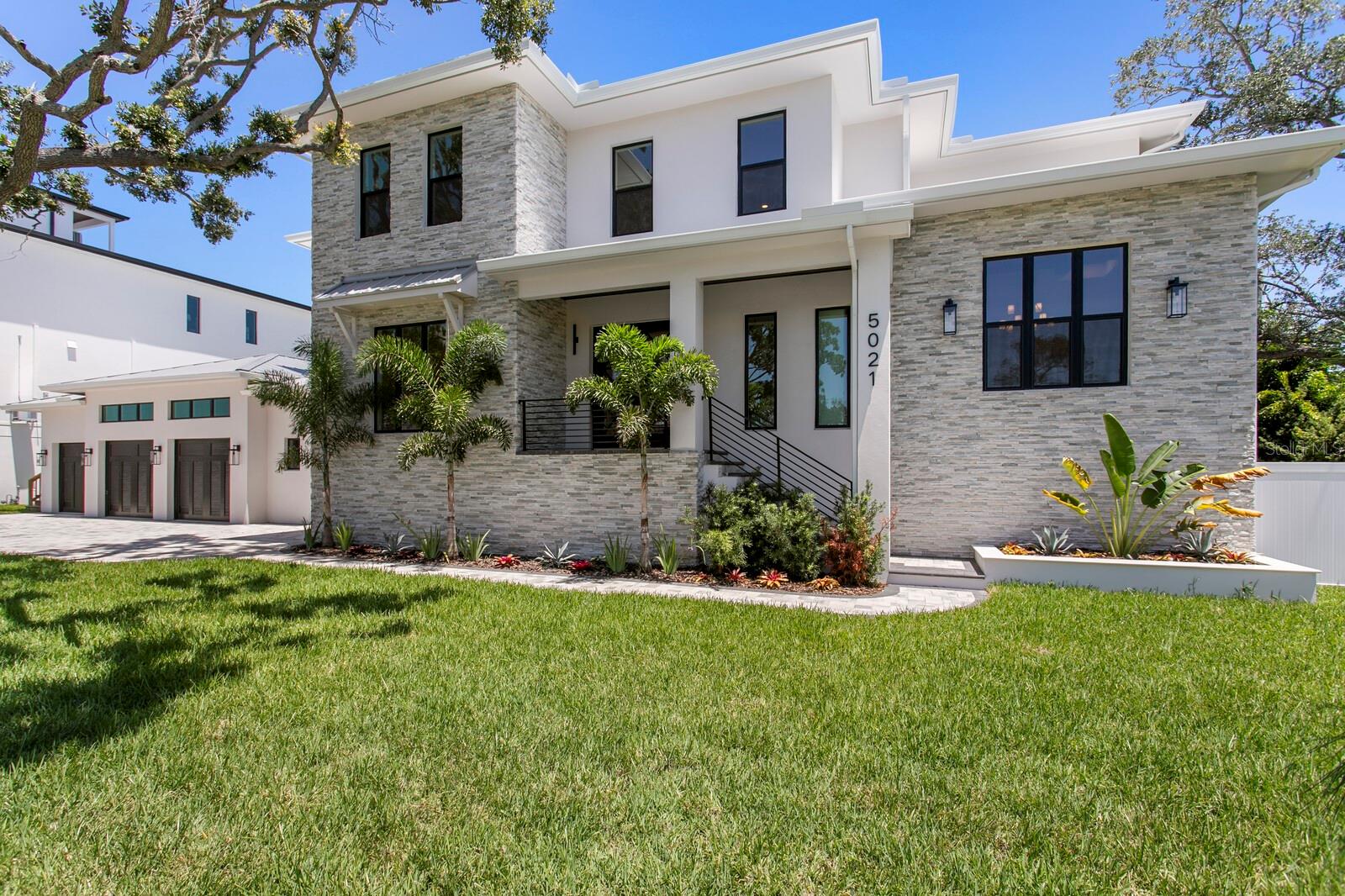 Photo of 5021 W LEONA STREET, TAMPA, FL 33629