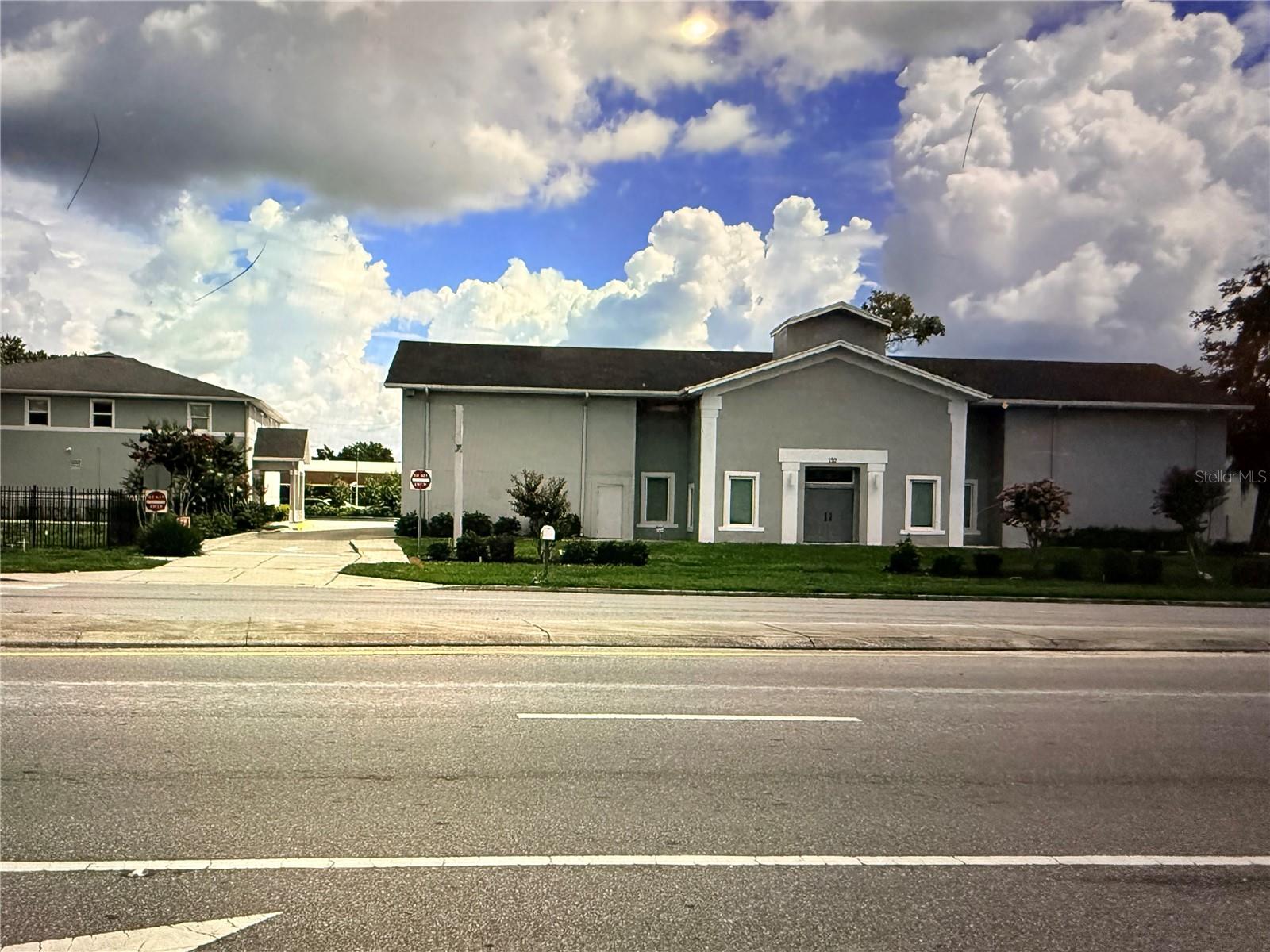 Photo of 150 DOG TRACK ROAD, LONGWOOD, FL 32750