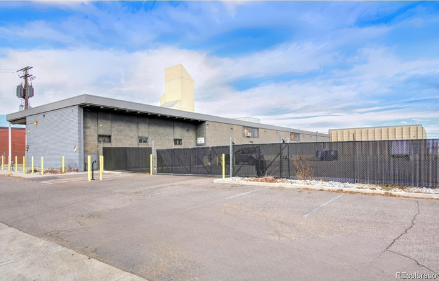 Photo of 1045 W 45th Avenue, Denver, CO 80211
