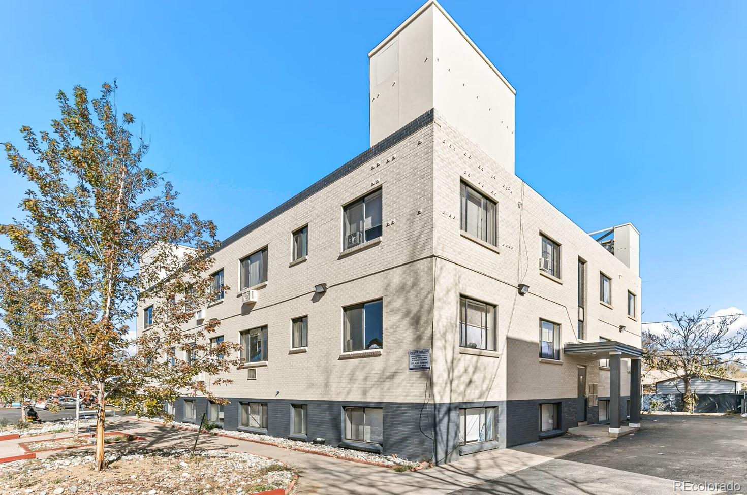 Photo of 560 Dayton Street, Aurora, CO 80010