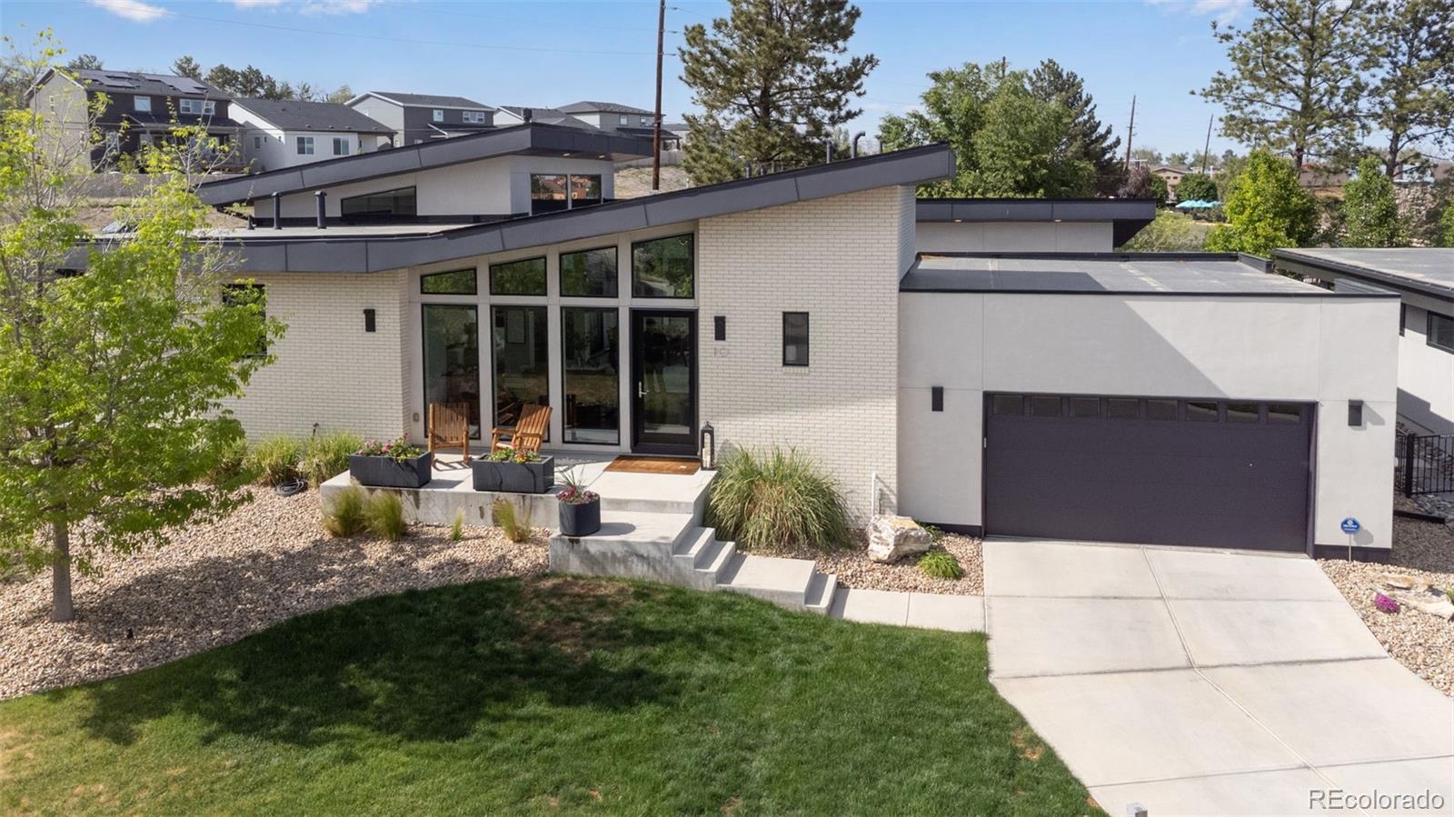 Photo of 10 Wilder Lane, Littleton, CO 80123