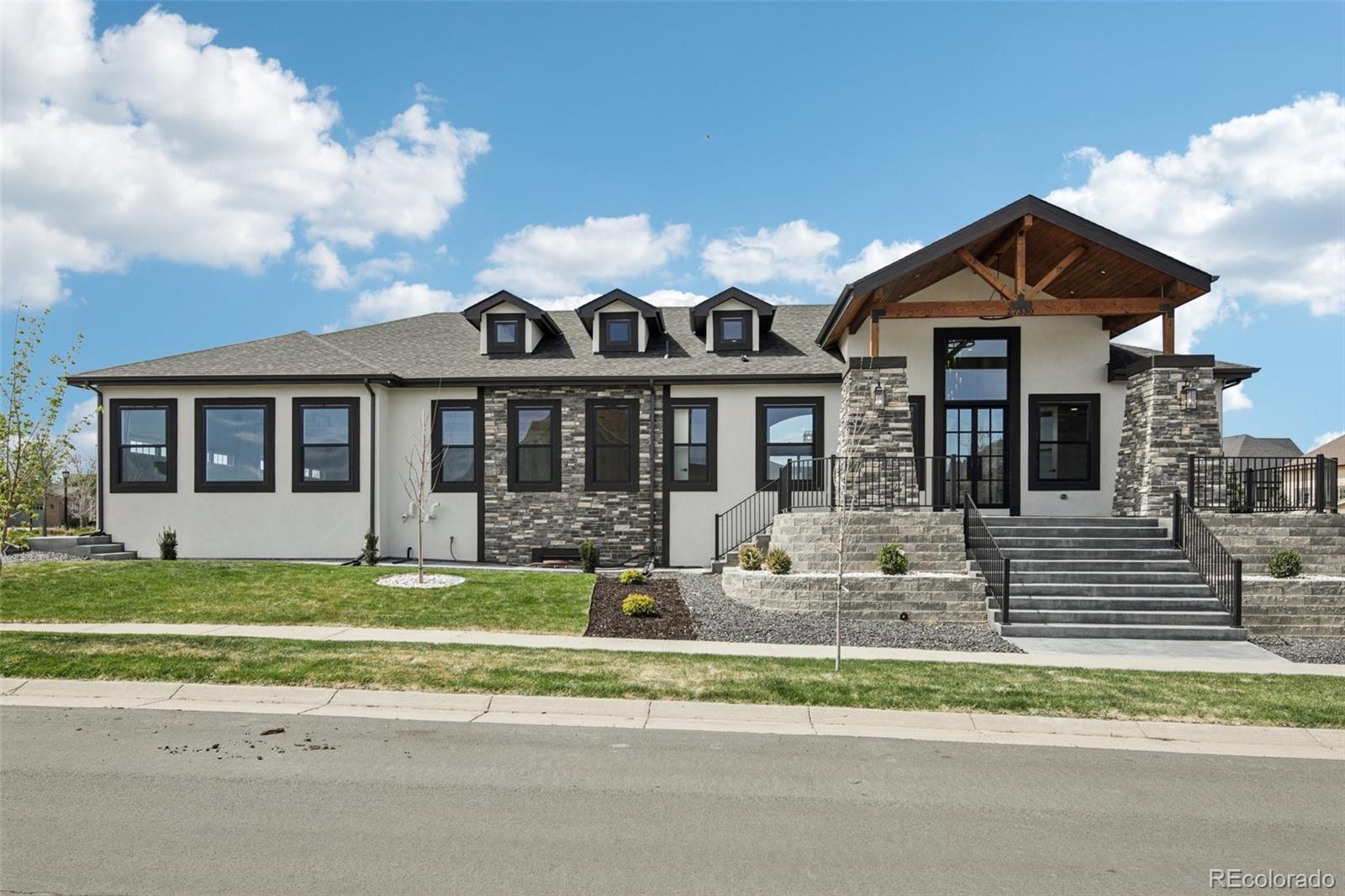 Photo of 27330 E Nova Circle, Aurora, CO 80016
