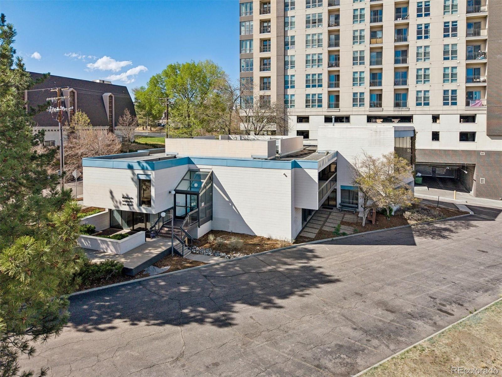 Photo of 2420 Alcott Street, Denver, CO 80211