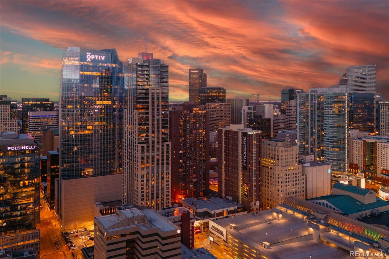 Photo of 1020 15th Street, Denver, CO 80202