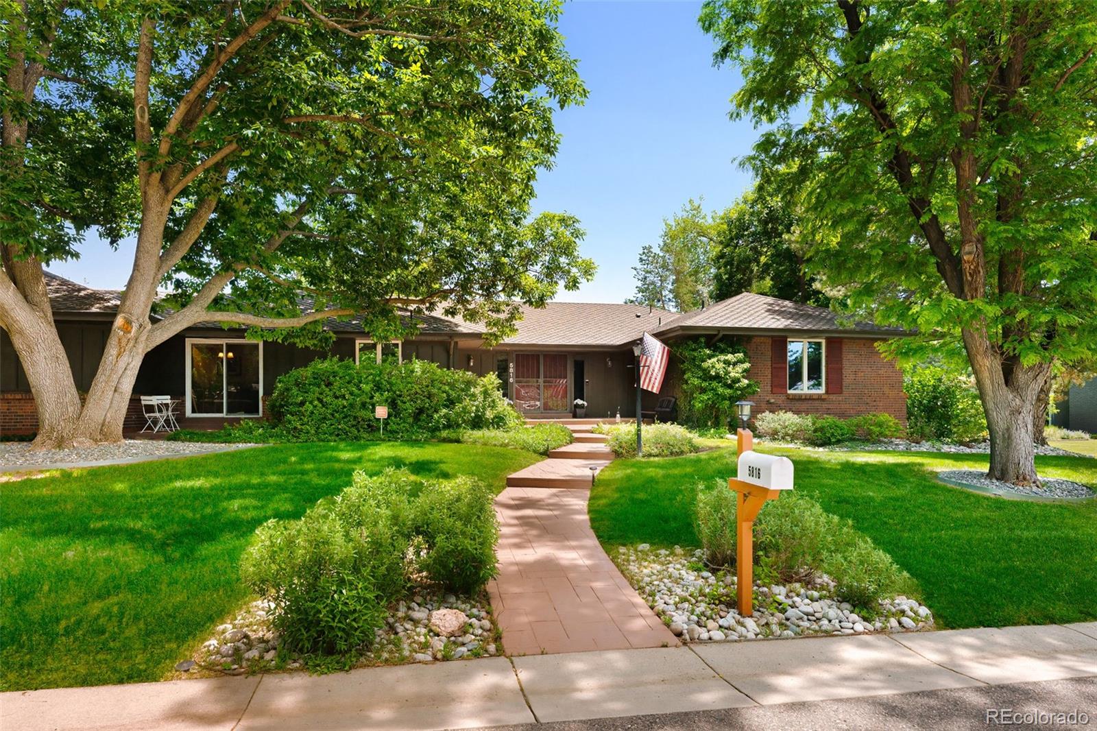 Photo of 5816 S Lupine Drive, Littleton, CO 80123