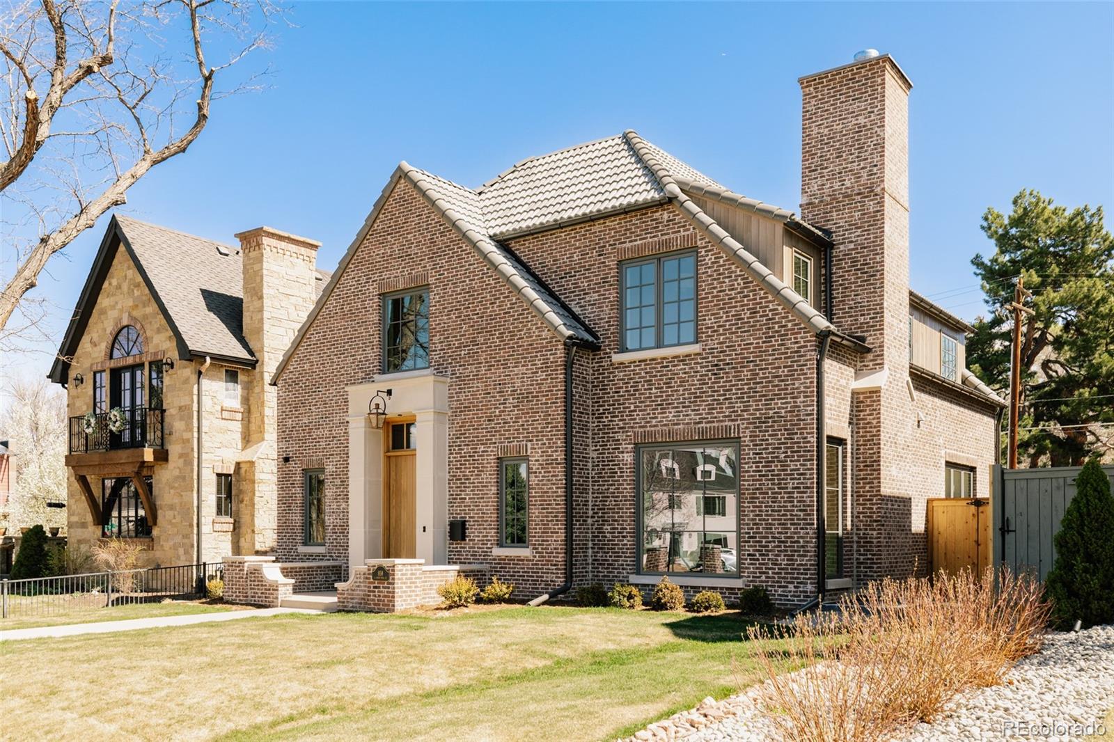 Photo of 858 S Saint Paul Street, Denver, CO 80209
