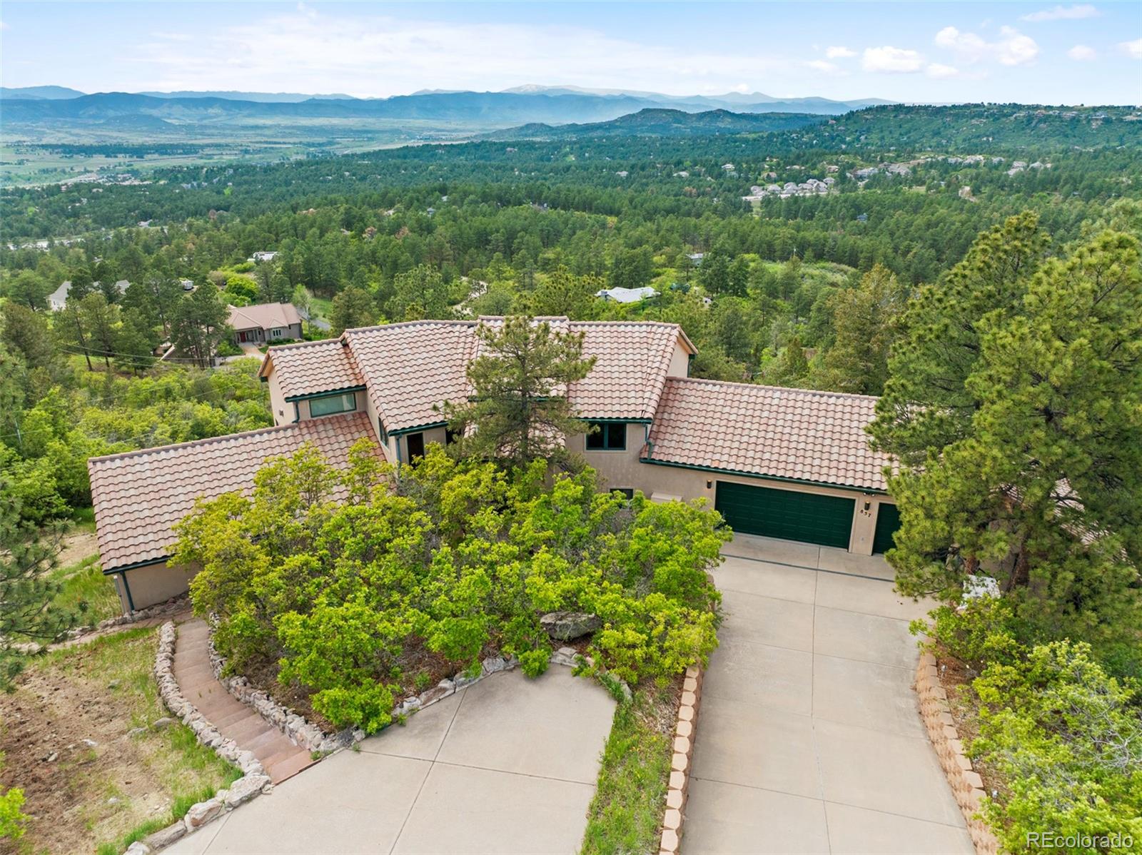 Photo of 857 Pawnee Trail, Castle Rock, CO 80108